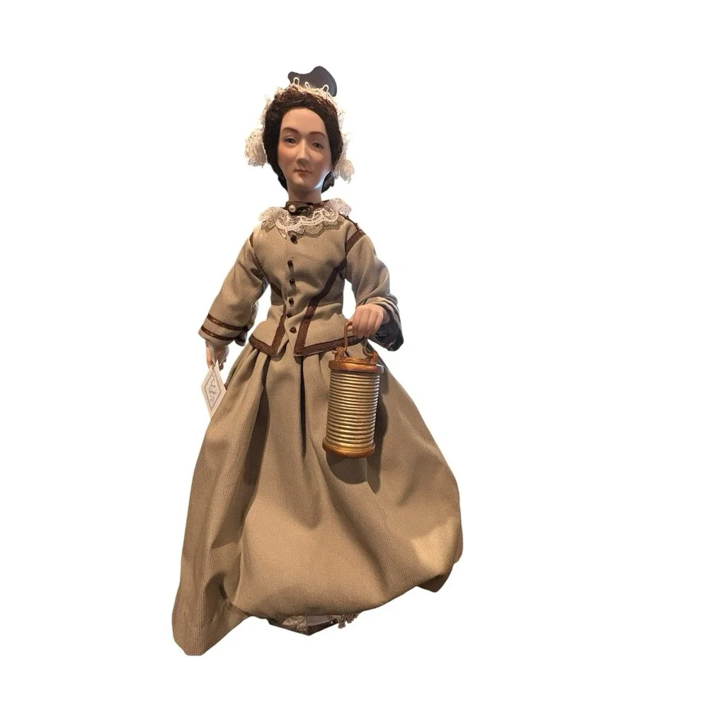 Florence Nightingale Doll –‎ United States Historical Society – w/ Lantern